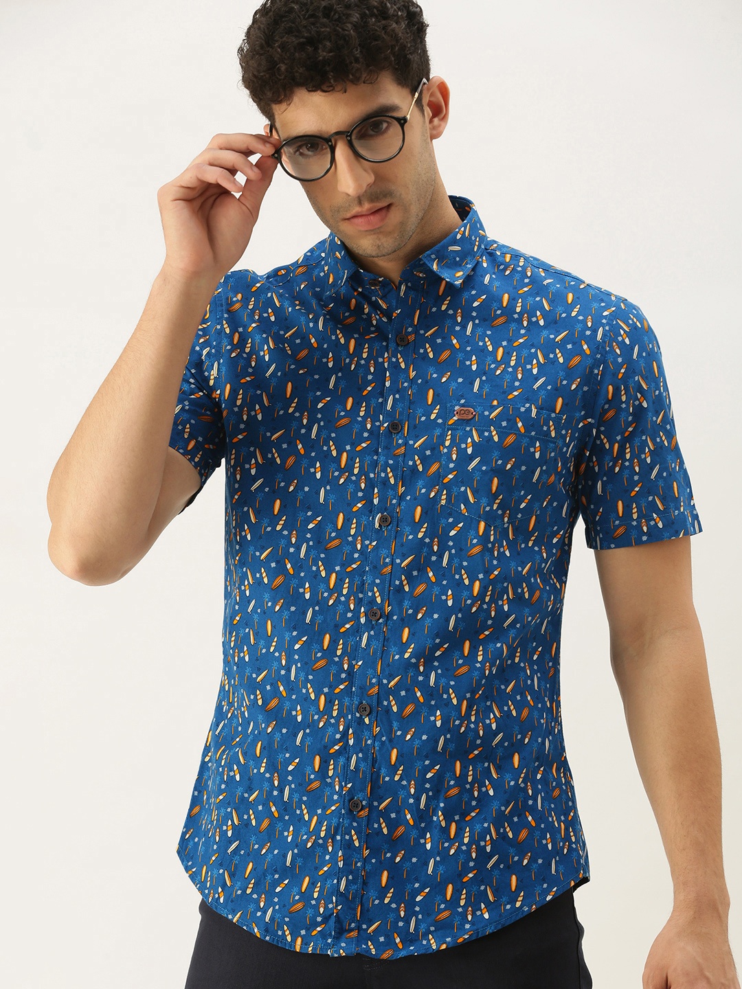

Peter England Casuals Men Blue Slim Fit Printed Casual Shirt