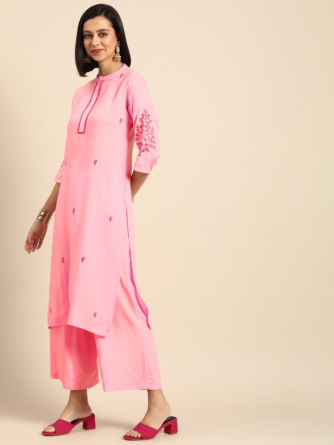 

Anouk Women Pink Floral Embroidered Kurta with Palazzos