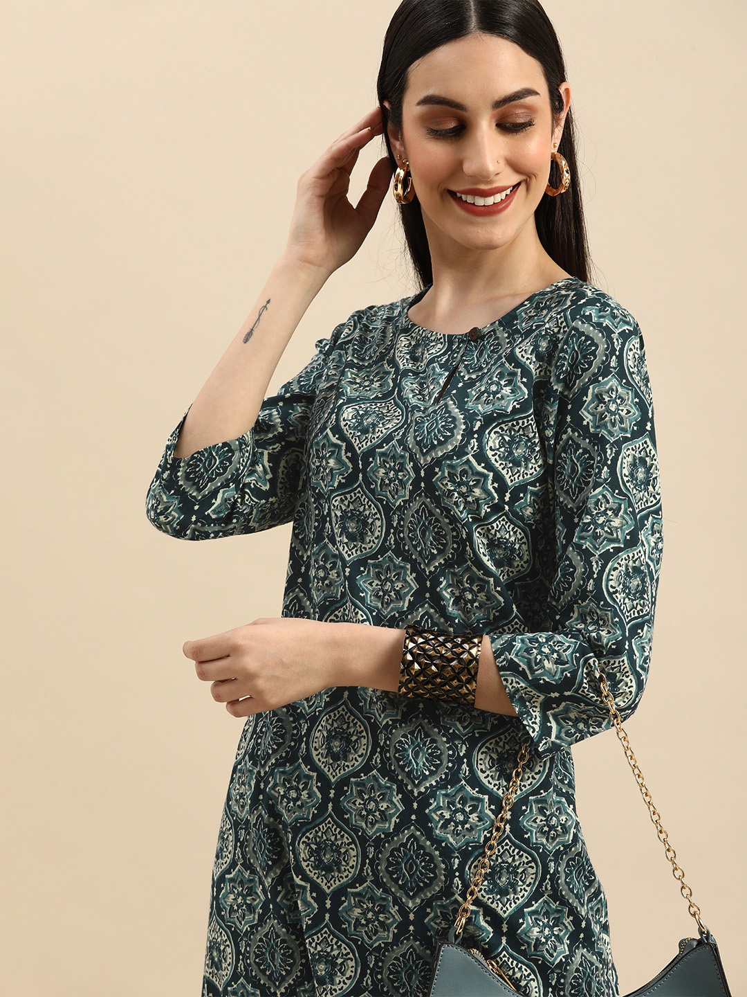

Anouk Women Green & White Ethnic Motifs Printed Keyhole Neck Pure Cotton Kurta