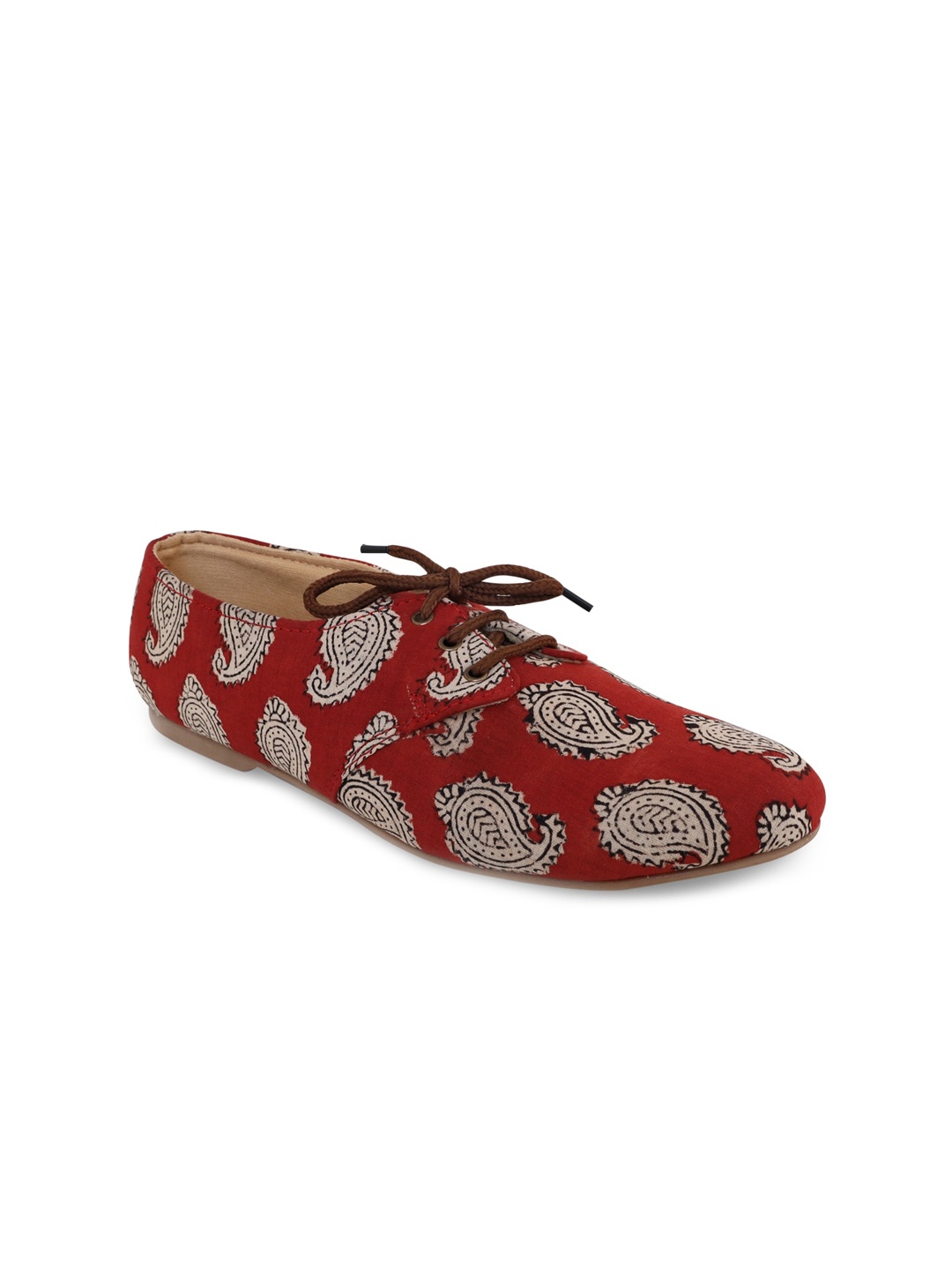 

Kanvas Women Maroon Printed Derbys