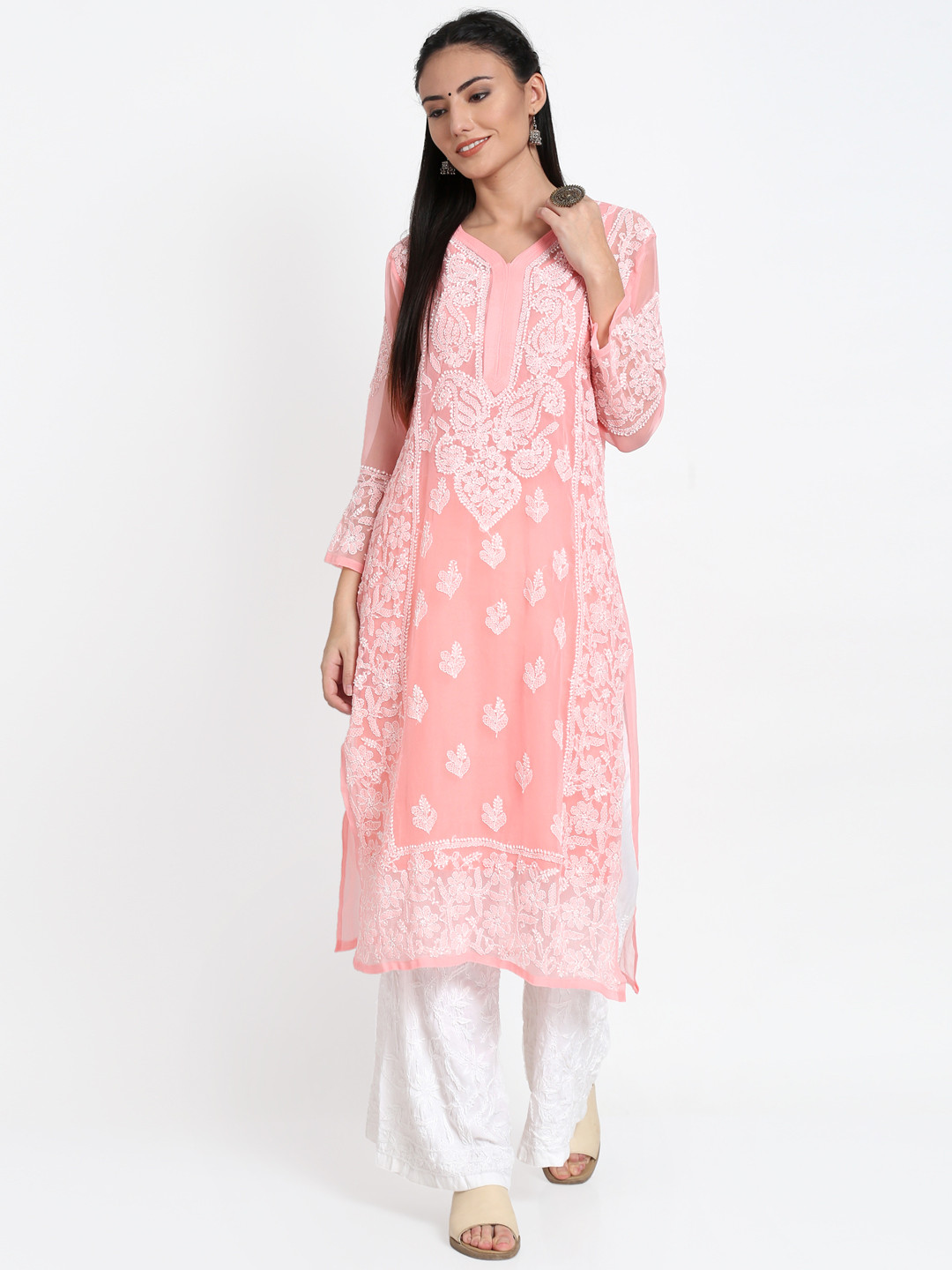 

PARAMOUNT CHIKAN Women Peach-Coloured & White Chikankari Embroidered Straight Kurta