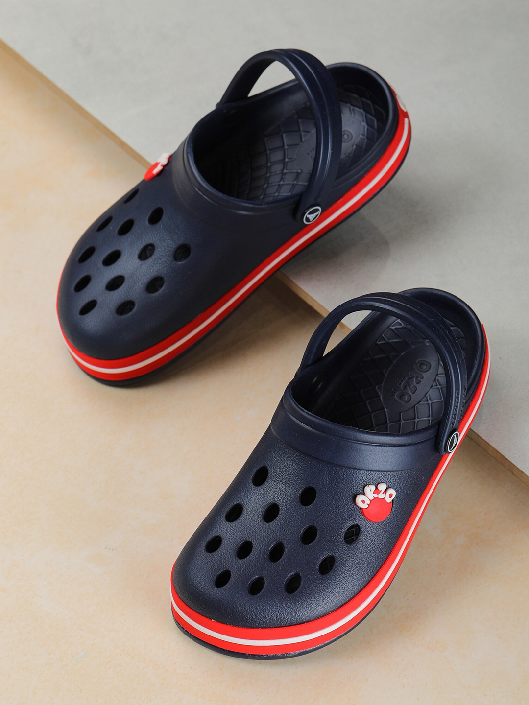 

ABROS Boys Navy Blue & Red Rubber Clogs
