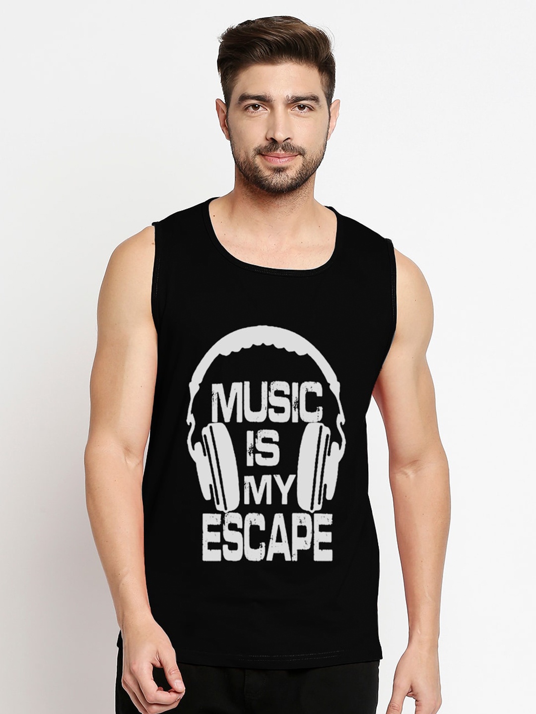 

Blacksmith Men Black & White Printed Raw Edge Training or Gym T-shirt