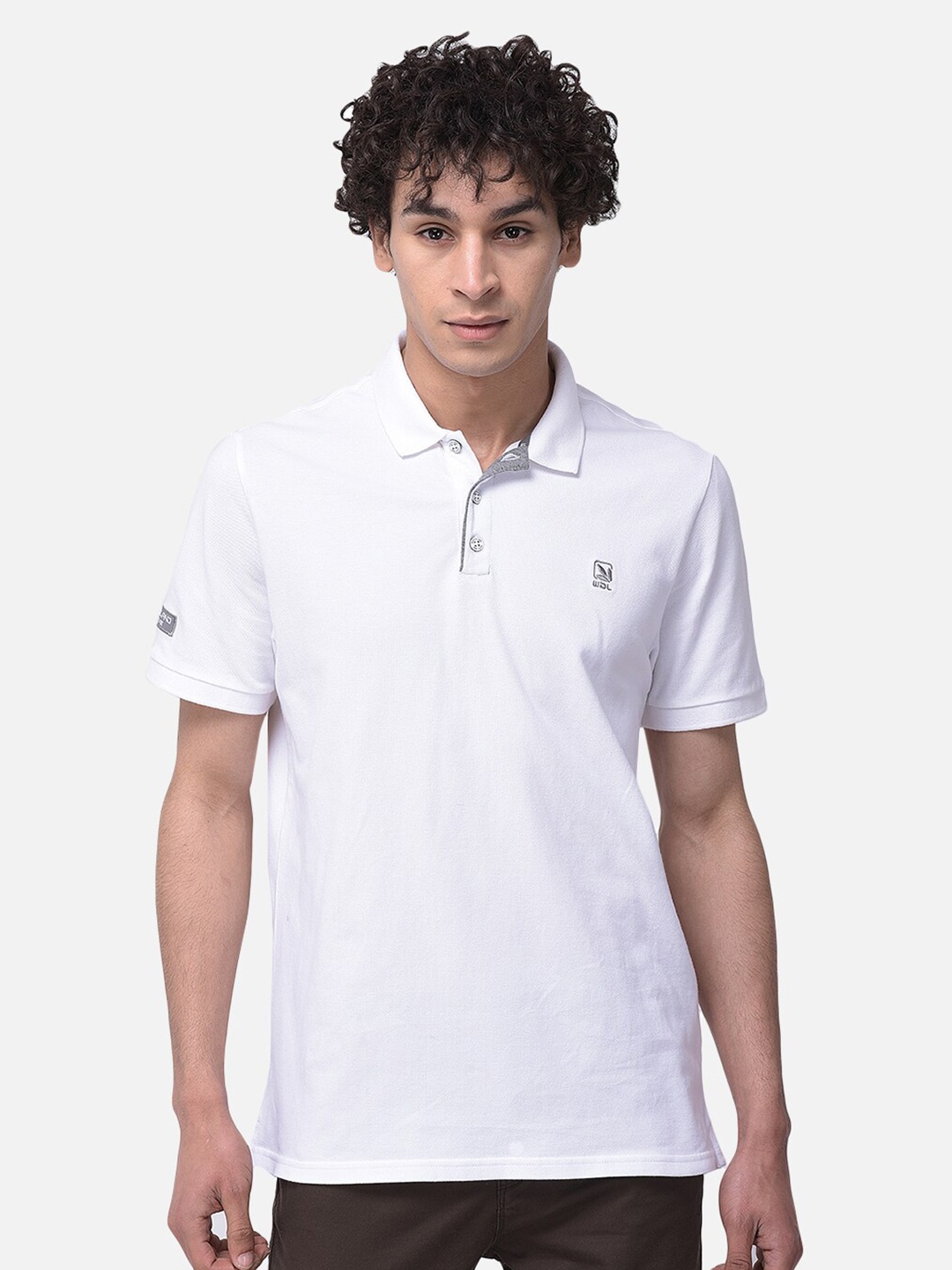 

Woodland Men White Polo Collar T-shirt