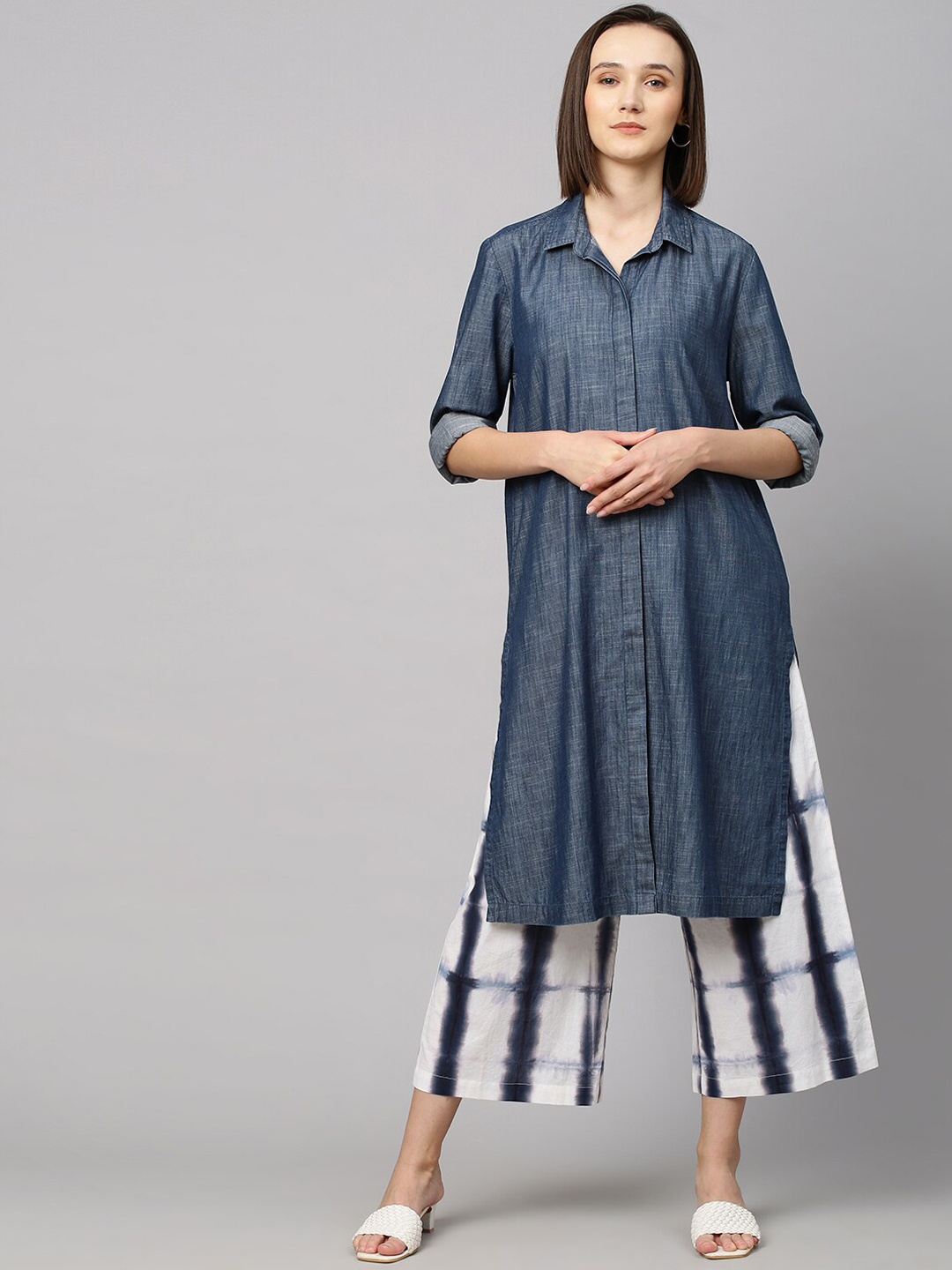 

Modern Indian by CHEMISTRY Women Navy Blue Pure Denim Kurta with Palazzos