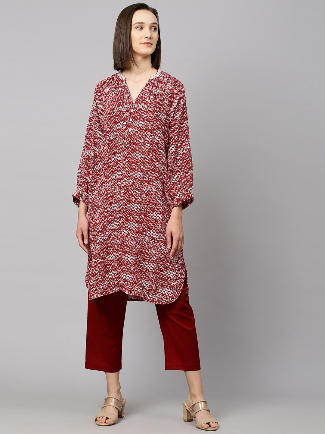 

Modern Indian by CHEMISTRY Women Red Printed Kurta with Trousers