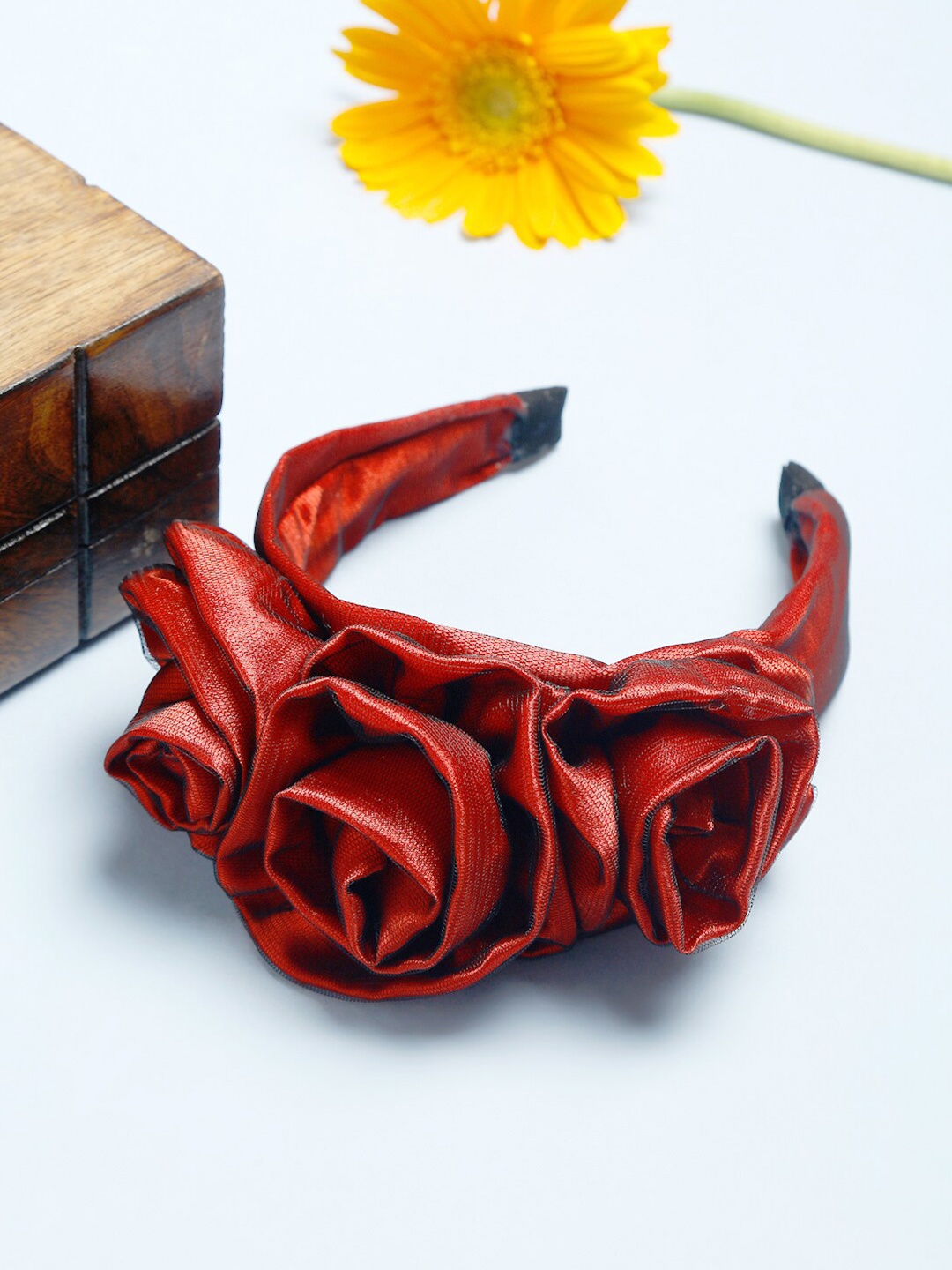 

TIPY TIPY TAP Women Red Rose Embellished Hairband