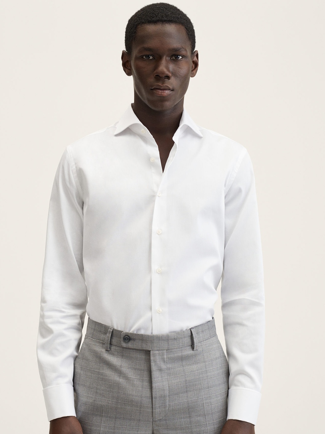 

MANGO MAN White Solid Slim Fit Pure Cotton Tailored Formal Shirt