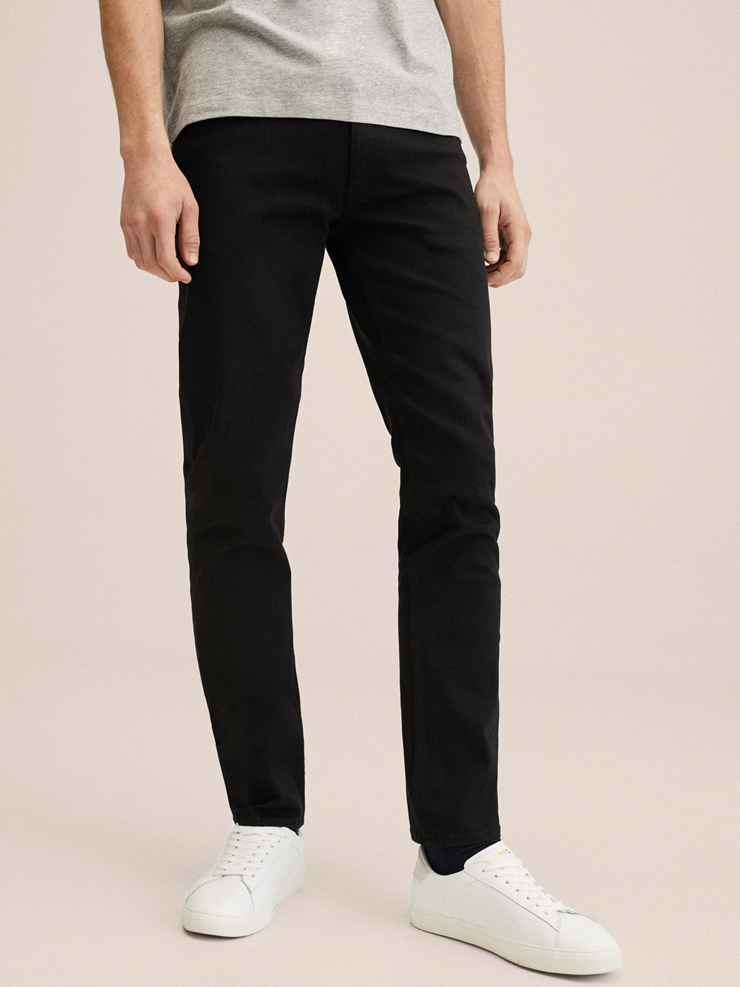 

MANGO MAN Black Patrick Slim Fit Stretchable Jeans