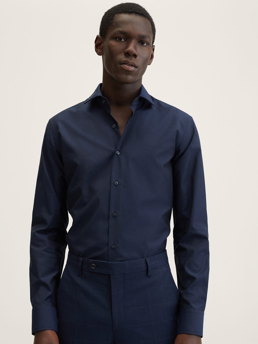 

MANGO MAN Navy Blue Pure Cotton Slim Fit Formal Shirt