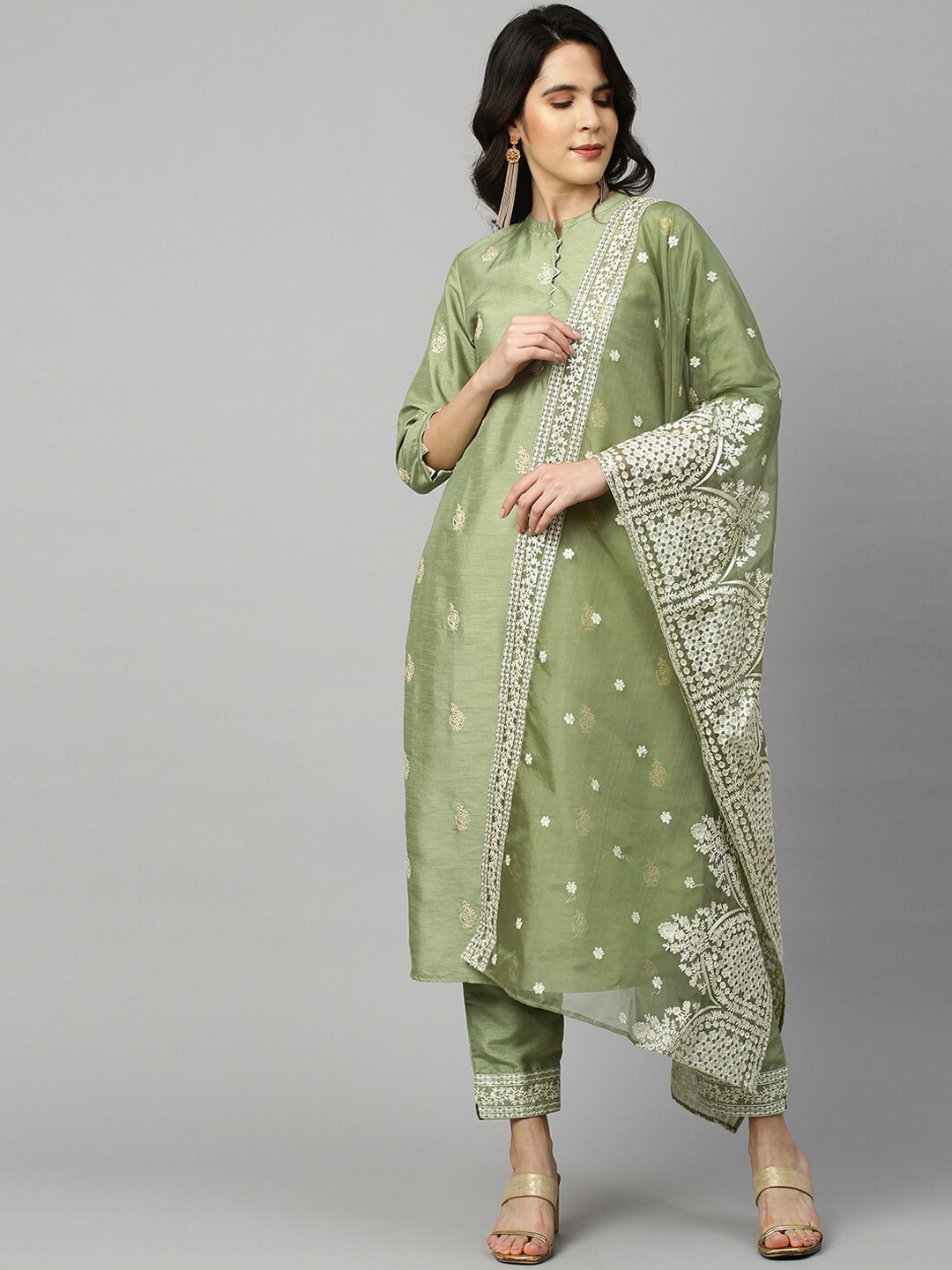 

FASHOR Women Green Embroidered Angrakha Kurta with Pyjamas