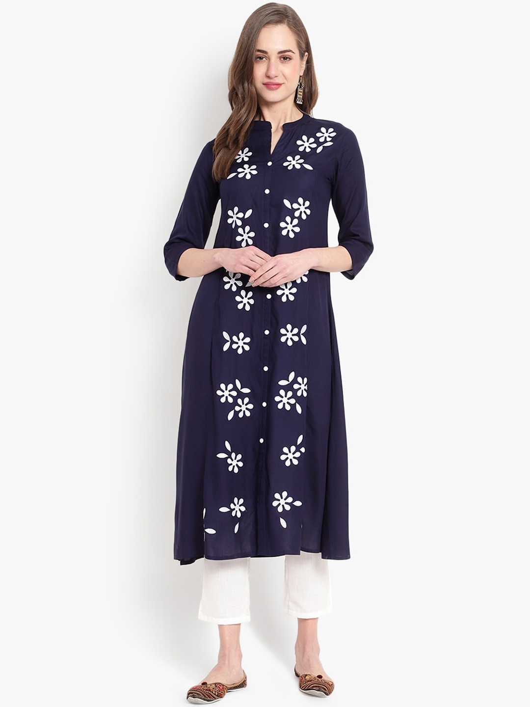 

Ashlee Women Blue Floral Embroidered Thread Work Floral Kurta