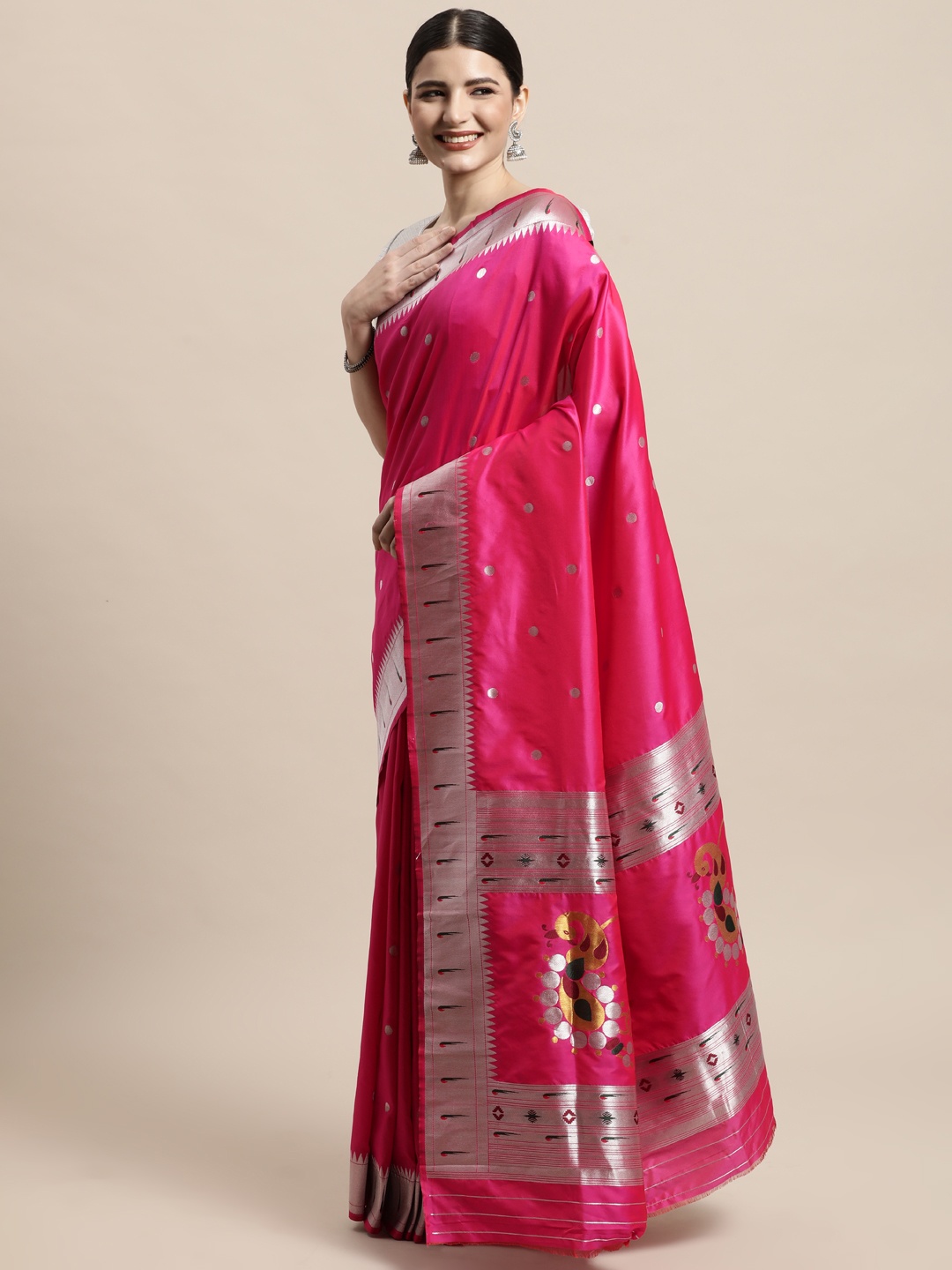 

PERFECTBLUE Fuchsia & Silver-Toned Pure Silk Saree