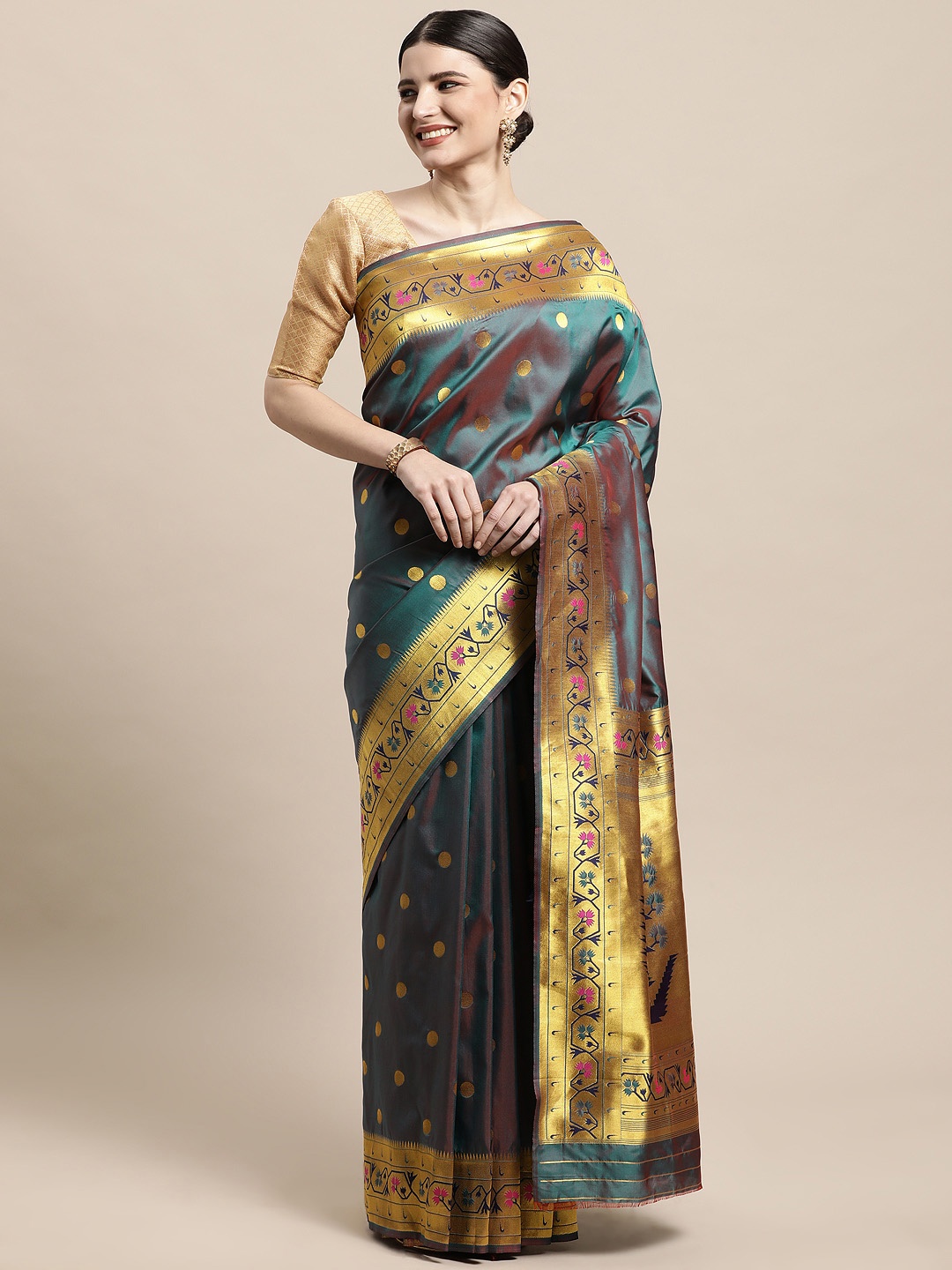 

PERFECTBLUE Grey & Gold-Toned Geometric Woven Design Art Silk Mysore Silk Saree