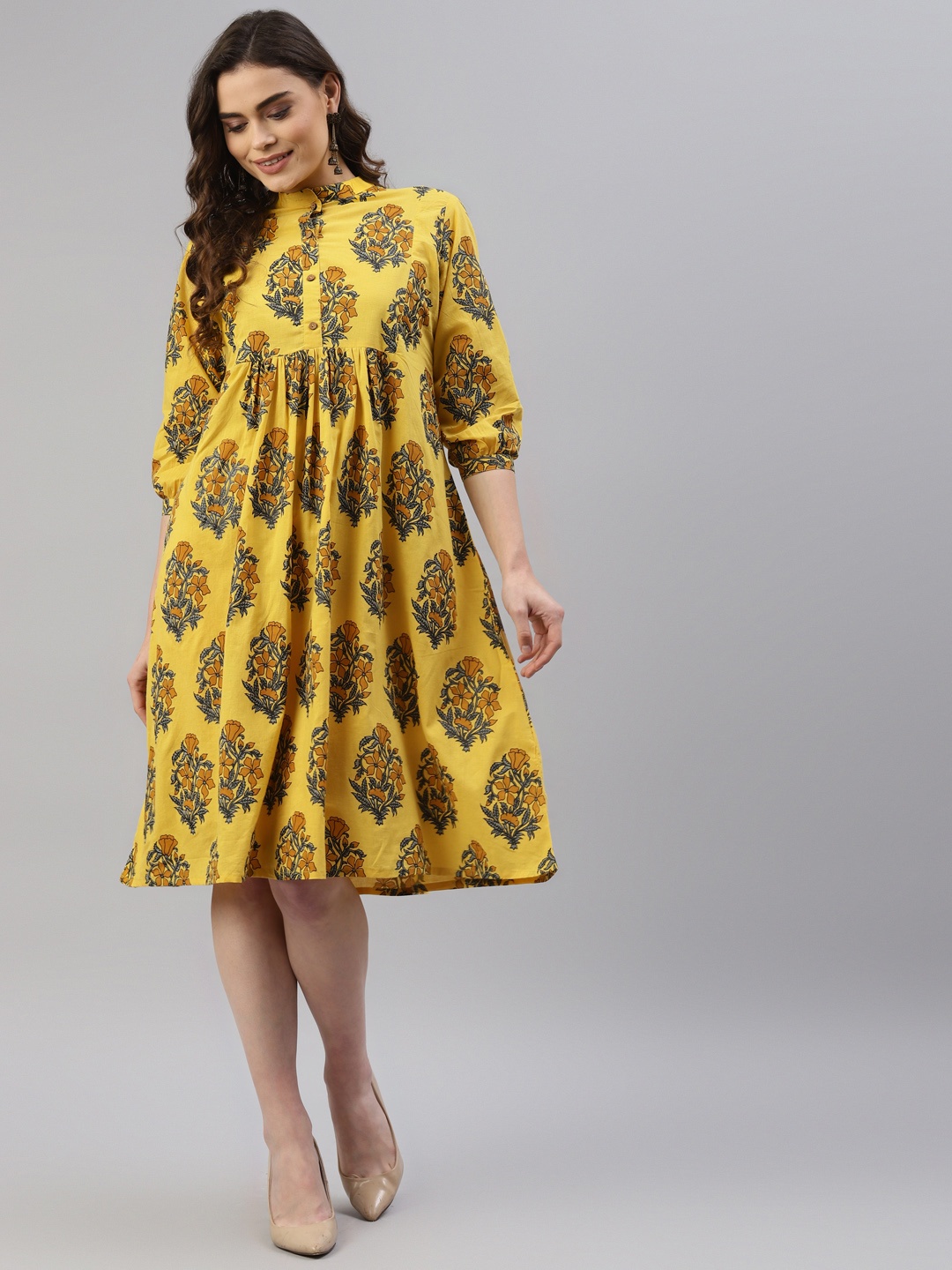 

DESI BEATS Yellow & Brown Floral Printed Fit & Flare Dress