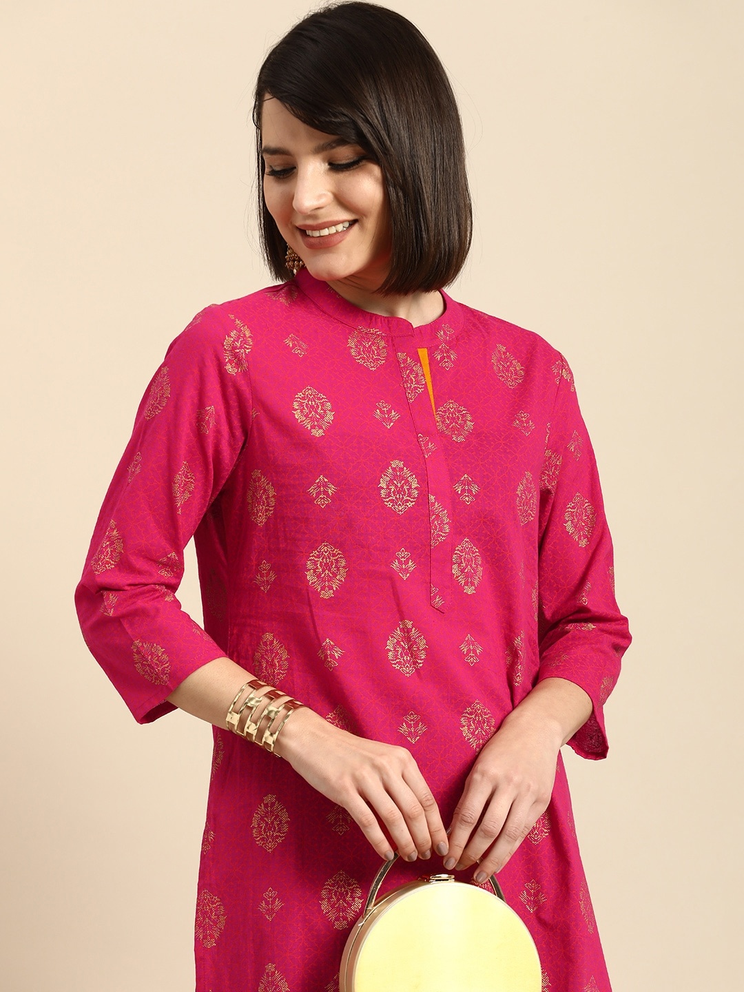 

Anouk Women Pink & Gold-Toned Ethnic Motifs Printed Indie Prints Kurta
