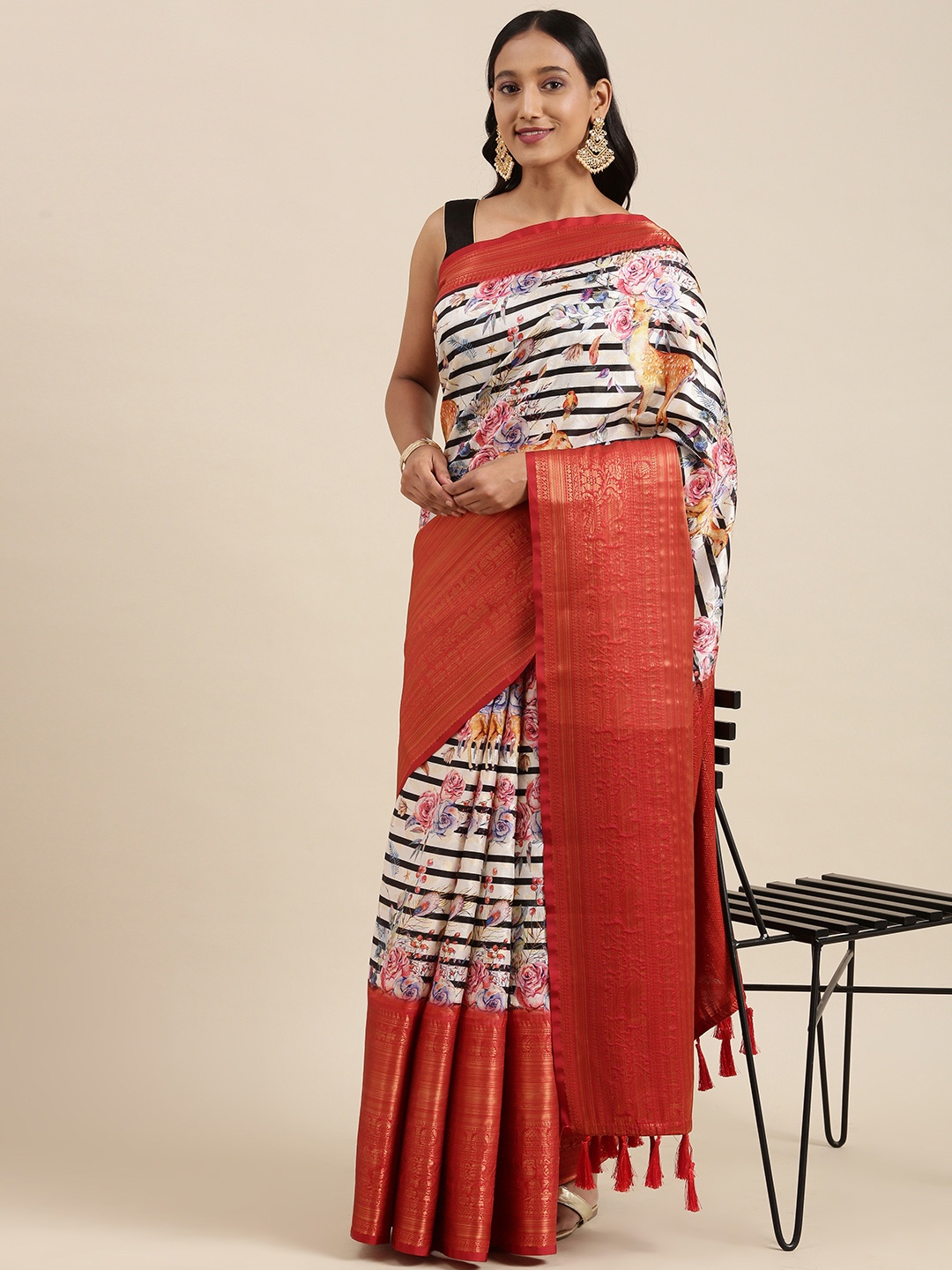 

VASTRANAND Off White & Black Striped Banarasi Saree