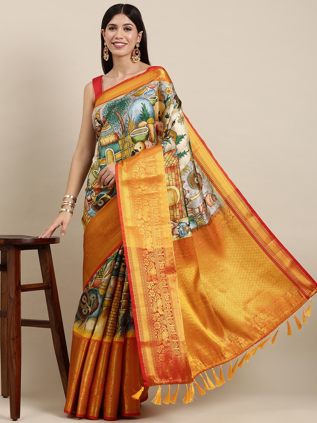 

VASTRANAND Off White & Mustard Yellow Kalamkari Print Banarasi Saree