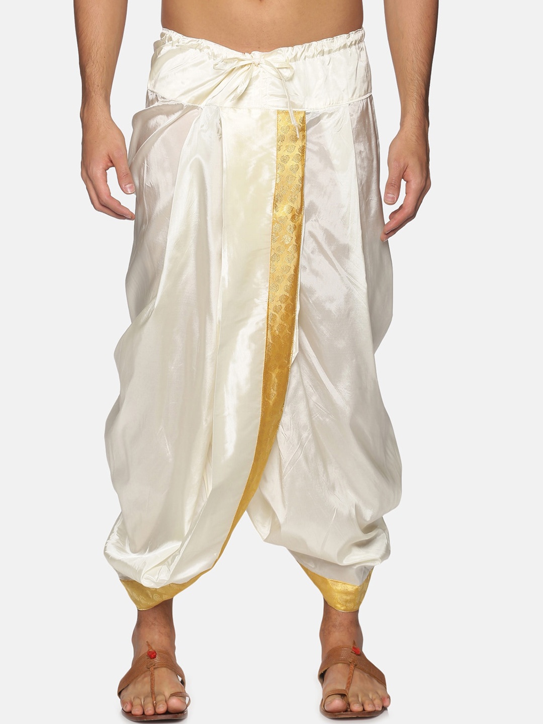 

Sethukrishna Men Cream Solid Zari Border Dhoti
