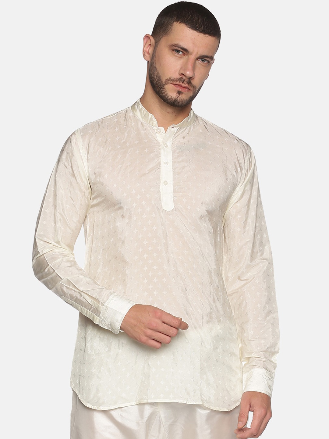 

Sethukrishna Men Cream-Coloured Chikankari Kurta