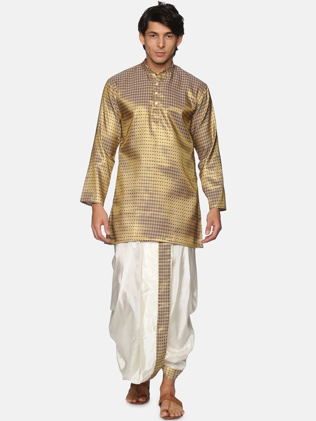 

Sethukrishna Men Blue Kurta with Dhoti Pants