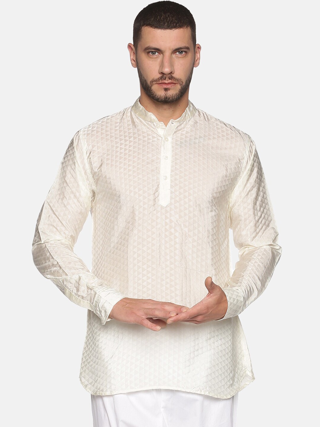 

Sethukrishna Men Cream-Coloured Woven Design Mandarin Collar Art Silk Straight Kurta
