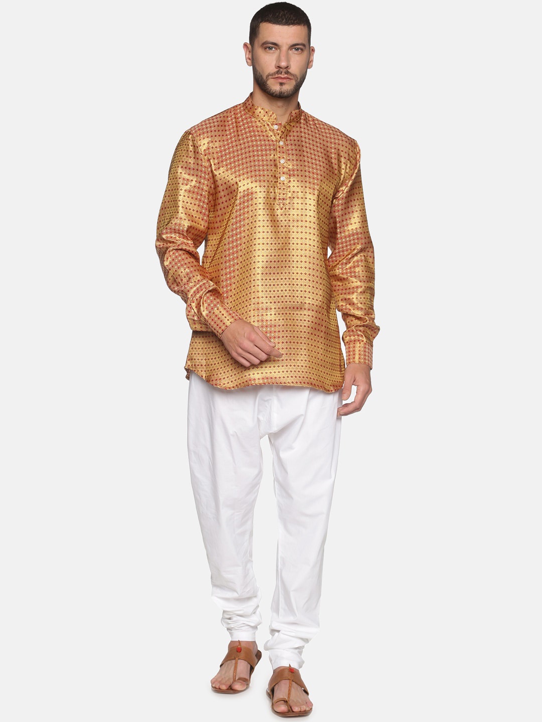 

Sethukrishna Men Gold-Toned Ethnic Motifs Kurta with Pyjamas