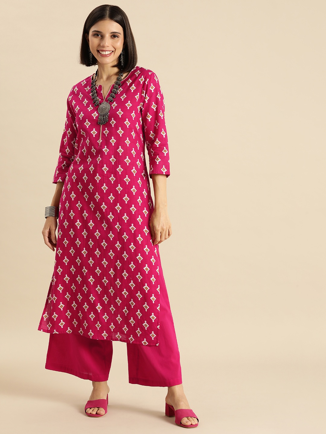 

Anouk Women Pink & White Printed Pure Cotton Kurta Set