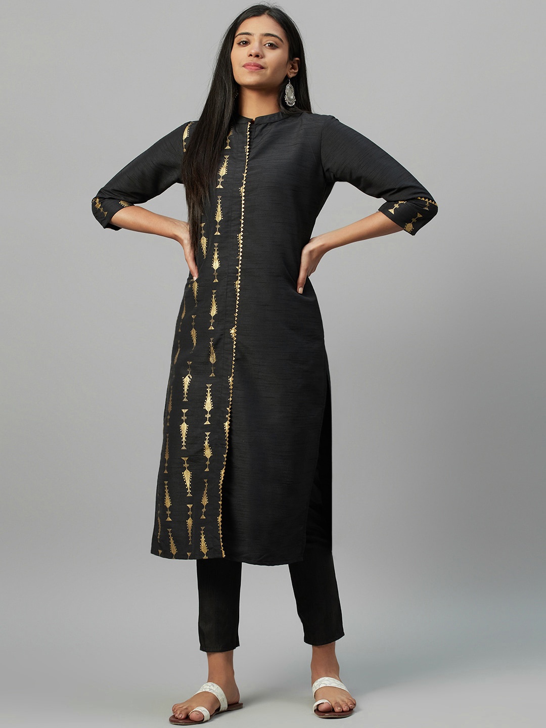 

ZIYAA Women Black Printed Kurta