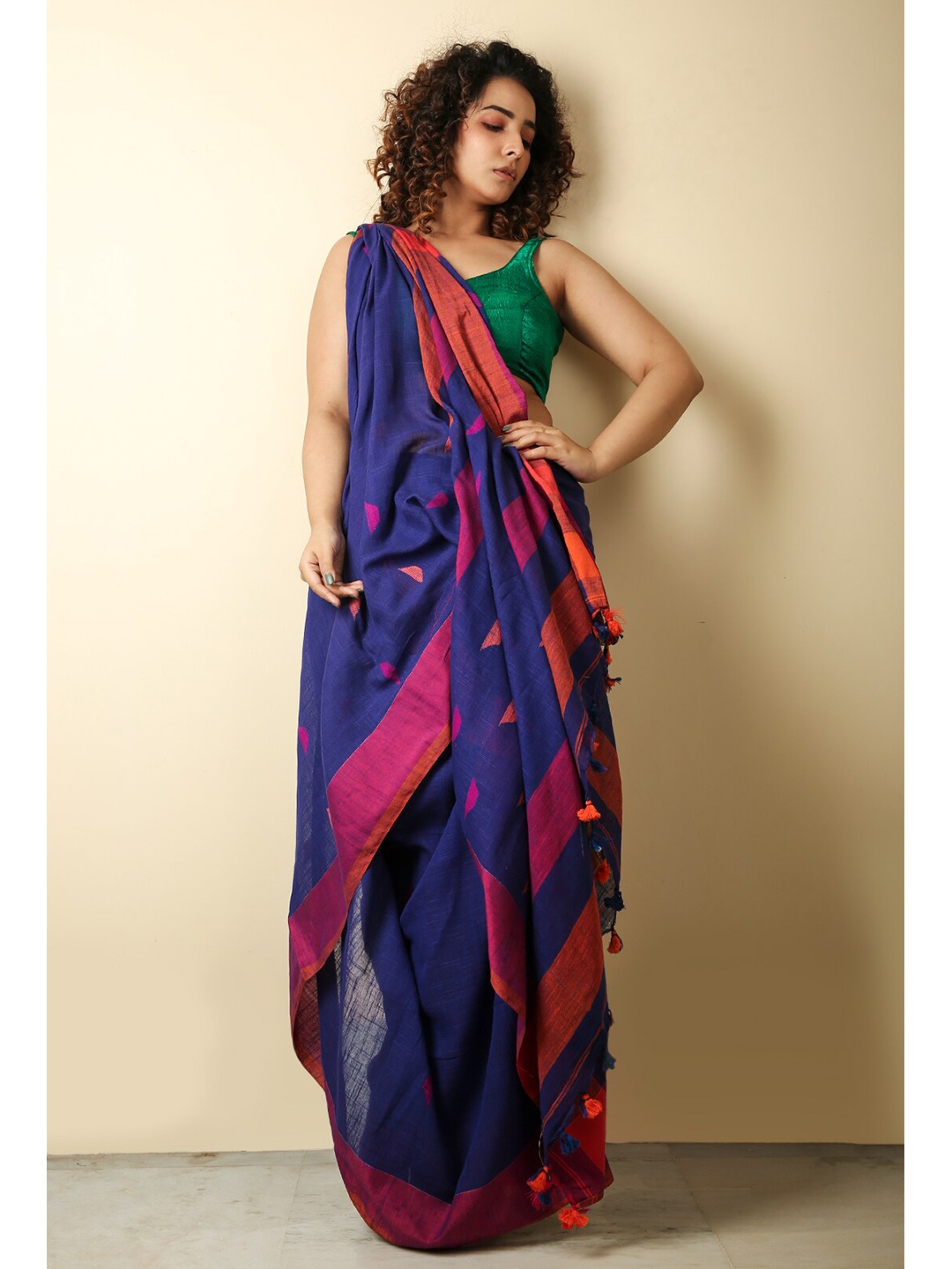 

Charukriti Blue & Pink Woven Design Cotton Handloom Saree