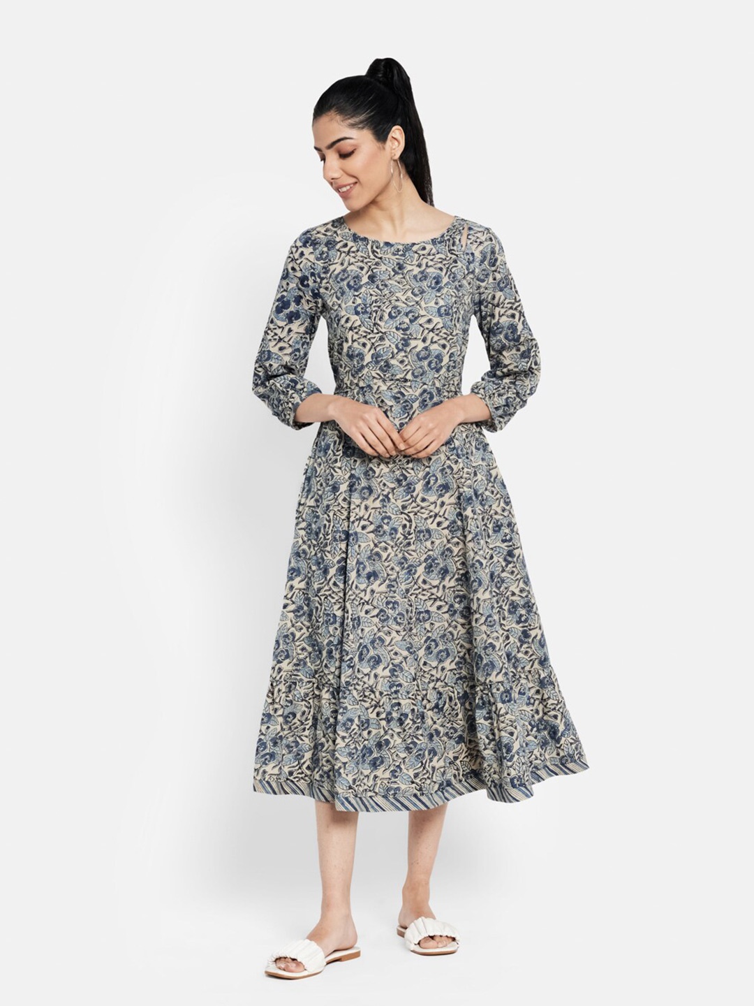 

Fabindia Beige & Blue Floral Ethnic Midi Dress