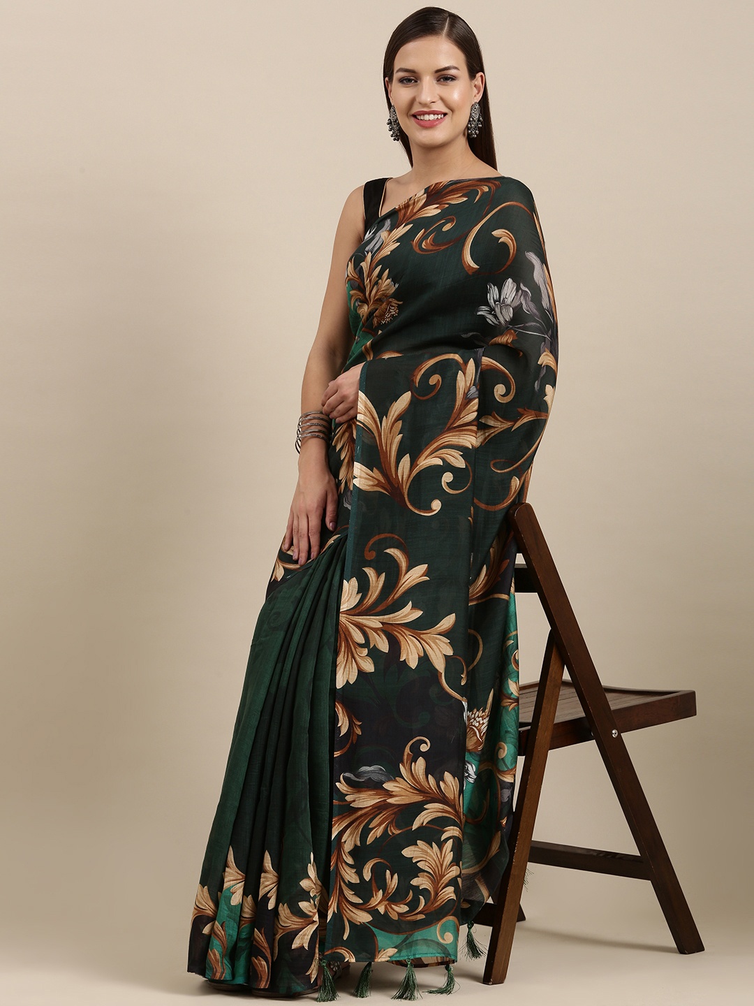 

navyasa by liva Green & Brown Ethnic Motifs Printed Liva Organza Saree