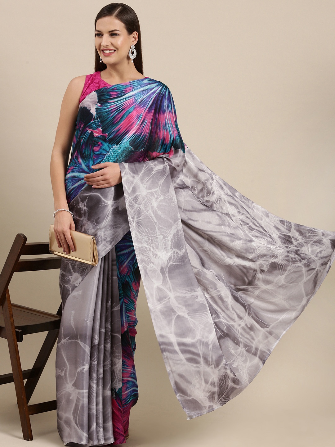 

navyasa Grey & Blue Abstract Printed Satin Saree
