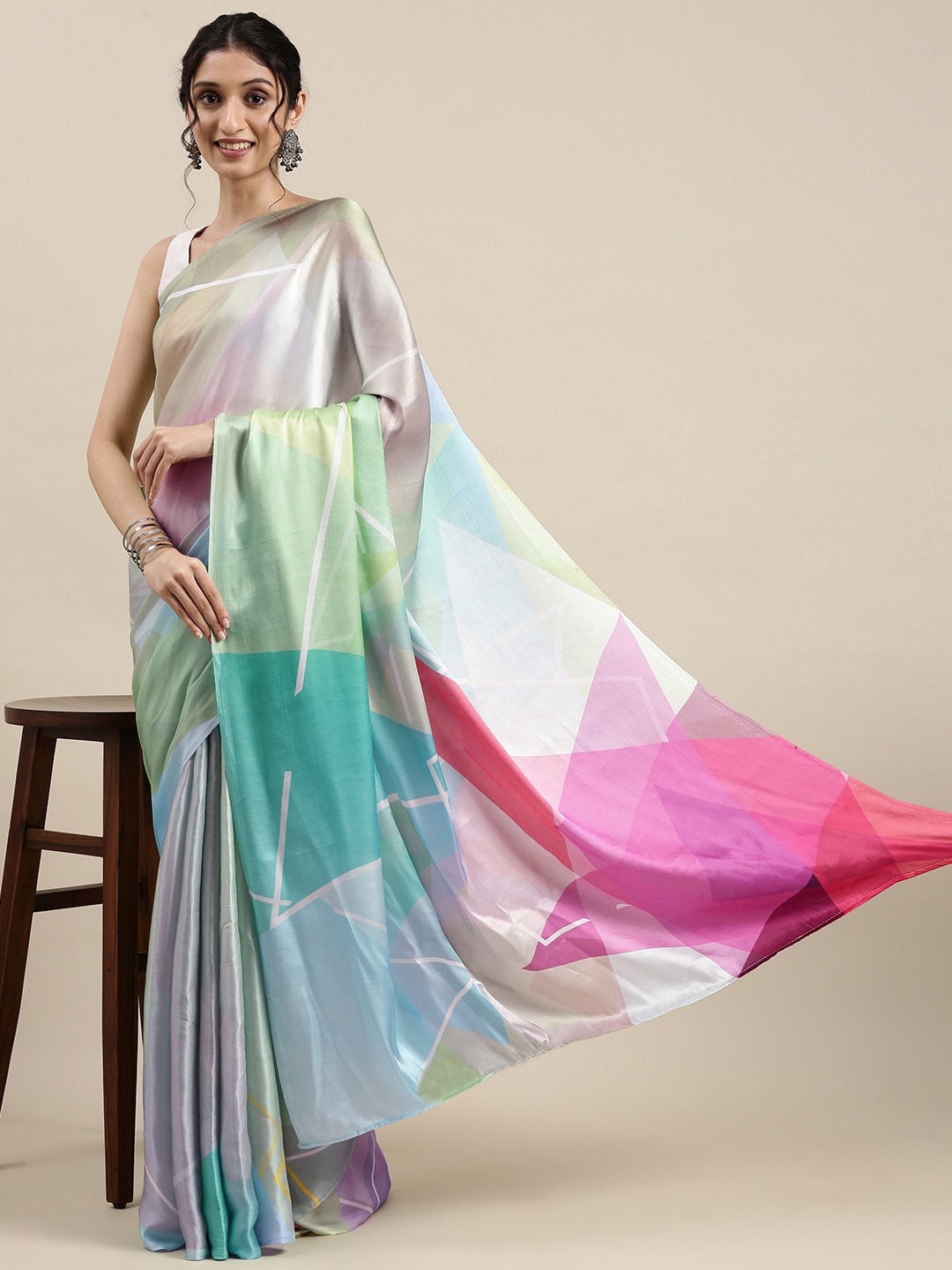 

navyasa by liva Pink & Grey Geometric Print Organza Saree