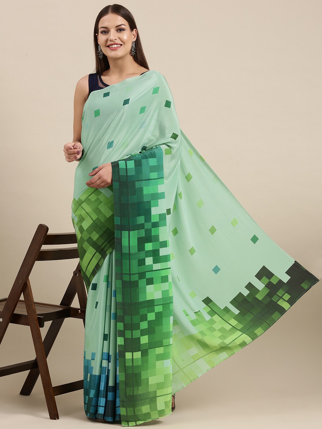 

navyasa by liva Green & Blue Geometric Printed Saree
