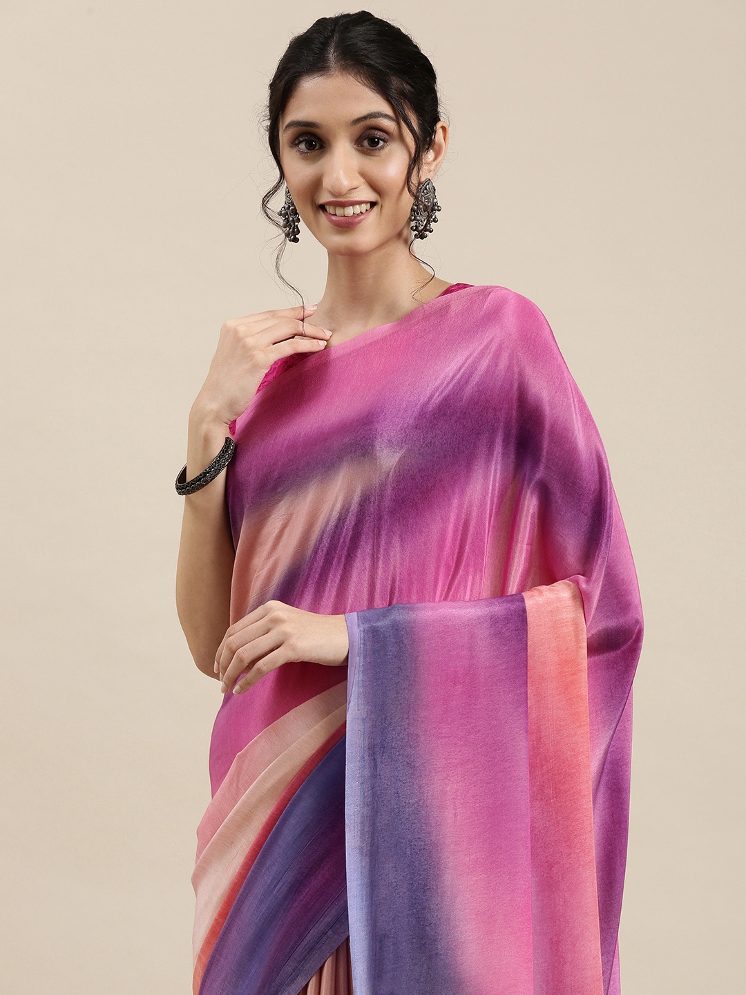 

navyasa Purple & Coral Pink Ombre Effect Saree