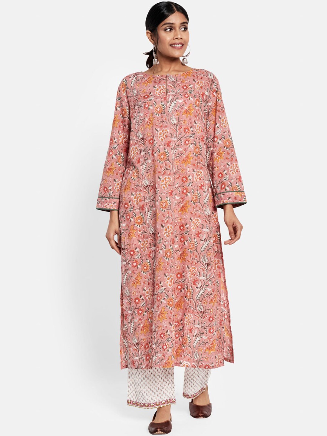 

Fabindia Women Pink & White Ethnic Motifs Printed Keyhole Neck Cotton Kurta
