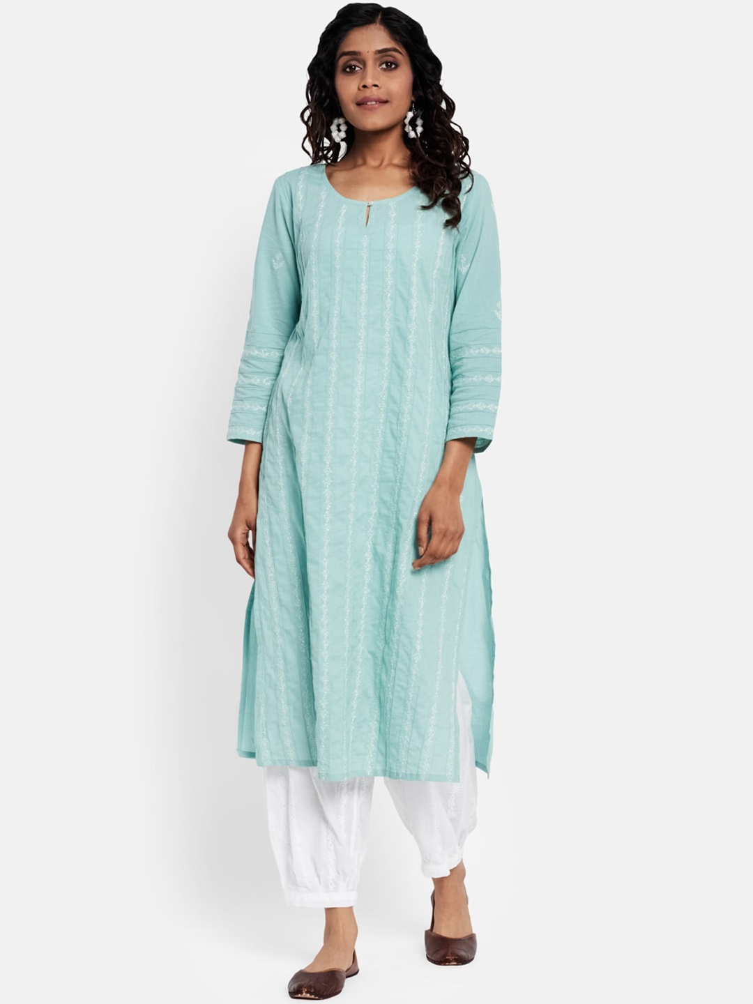 

Fabindia Women Blue Striped Slim Fit Kurta