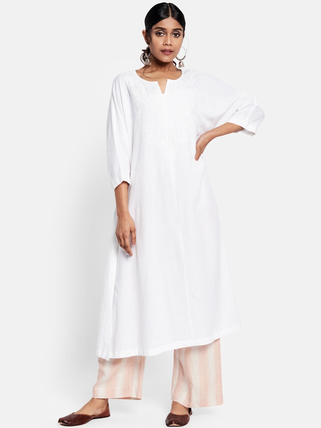 

Fabindia Women White Round Neck Chikankari Cotton Kurta