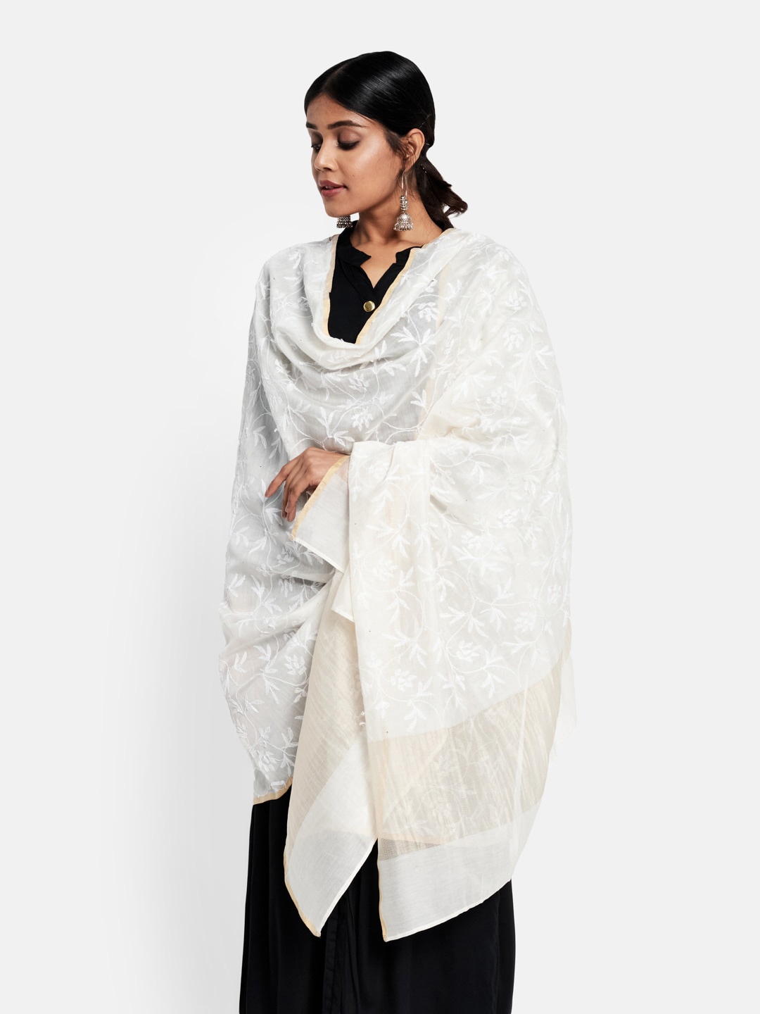 

Fabindia Off White Chikankari Embroidered Cotton Silk Dupatta