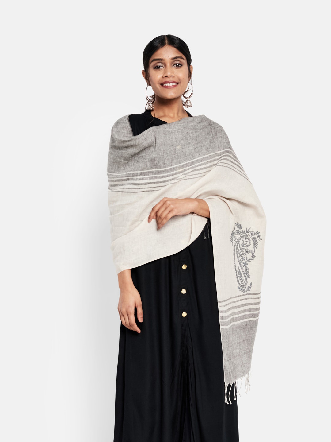 

Fabindia Women Grey & Cream-Coloured Embroidered Stole