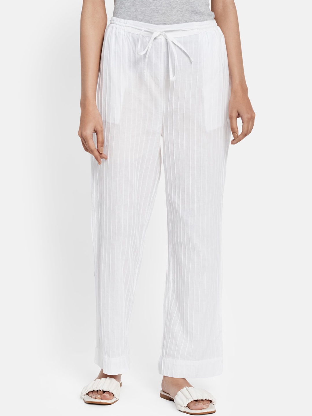 

Fabindia Women White Regular Fit Pintuck Stripe Relaxed Trousers