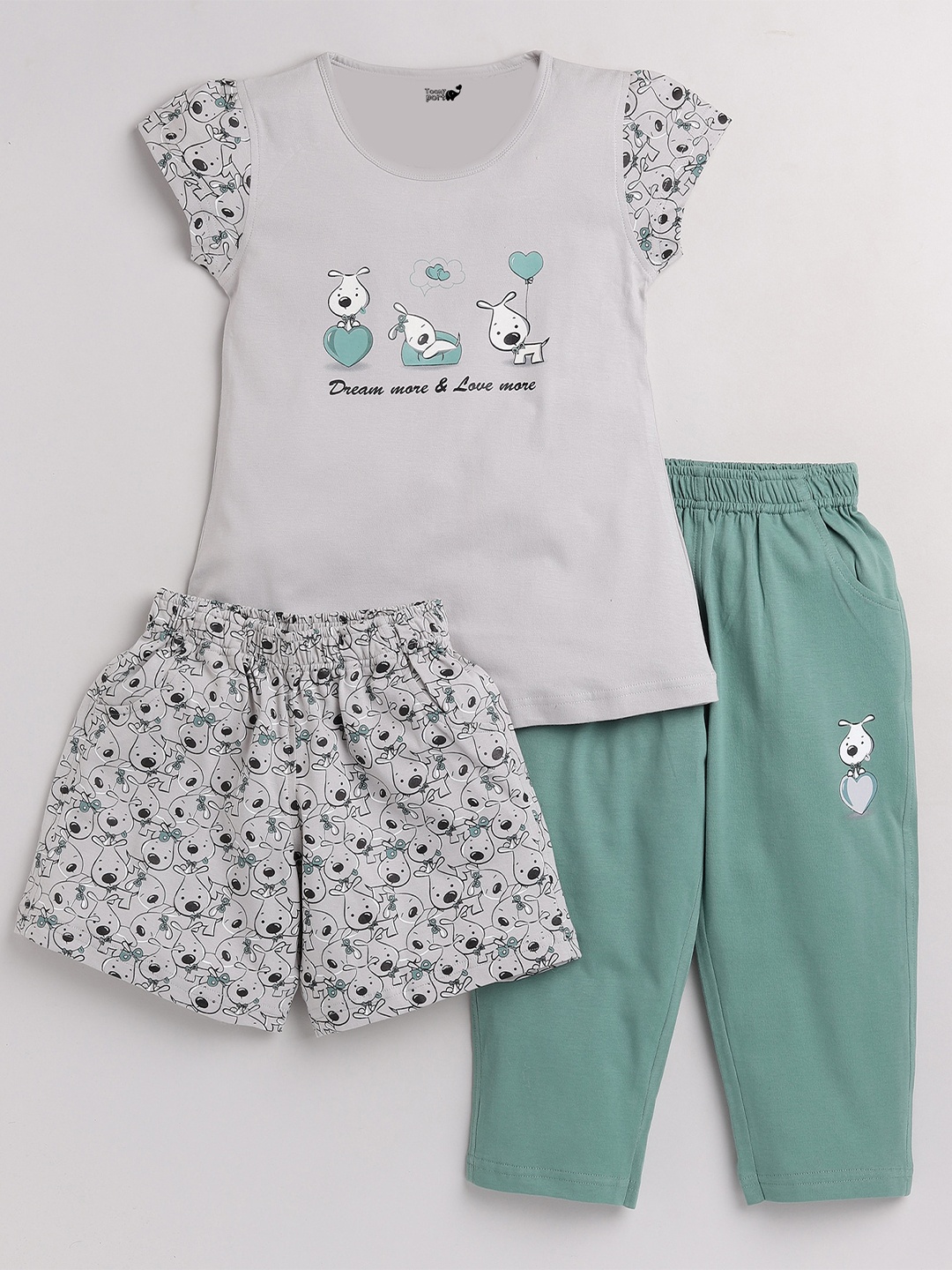 

Toonyport Girls Grey & Green Printed Top with Capris & Shorts
