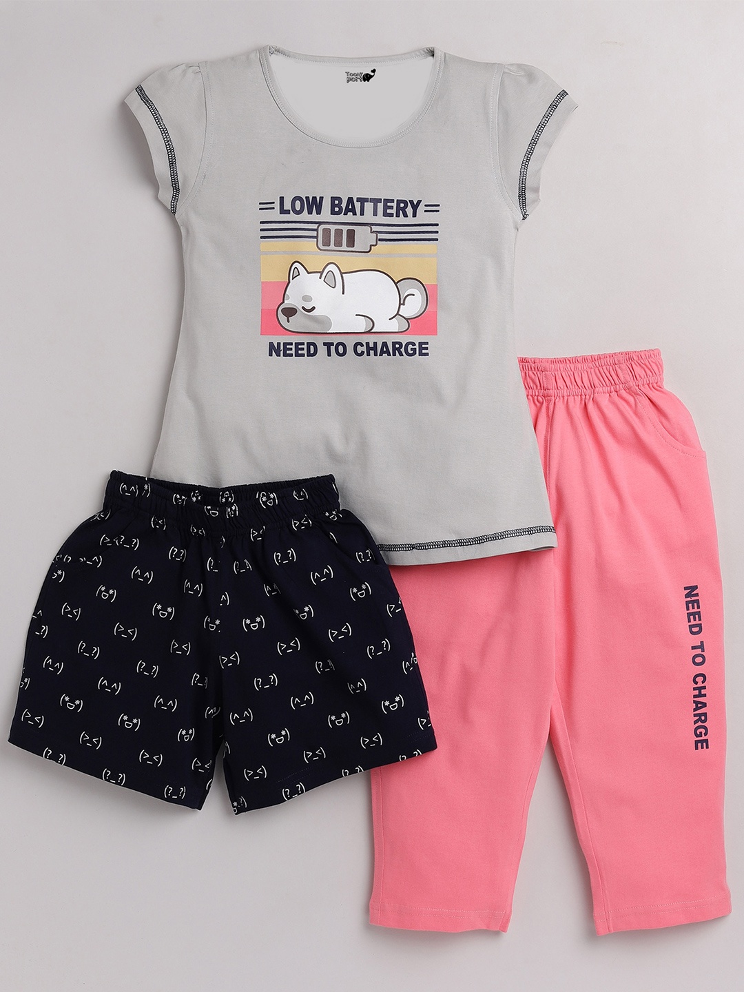 

Toonyport Girls Grey & Peach-Coloured Printed Night suit with Shorts