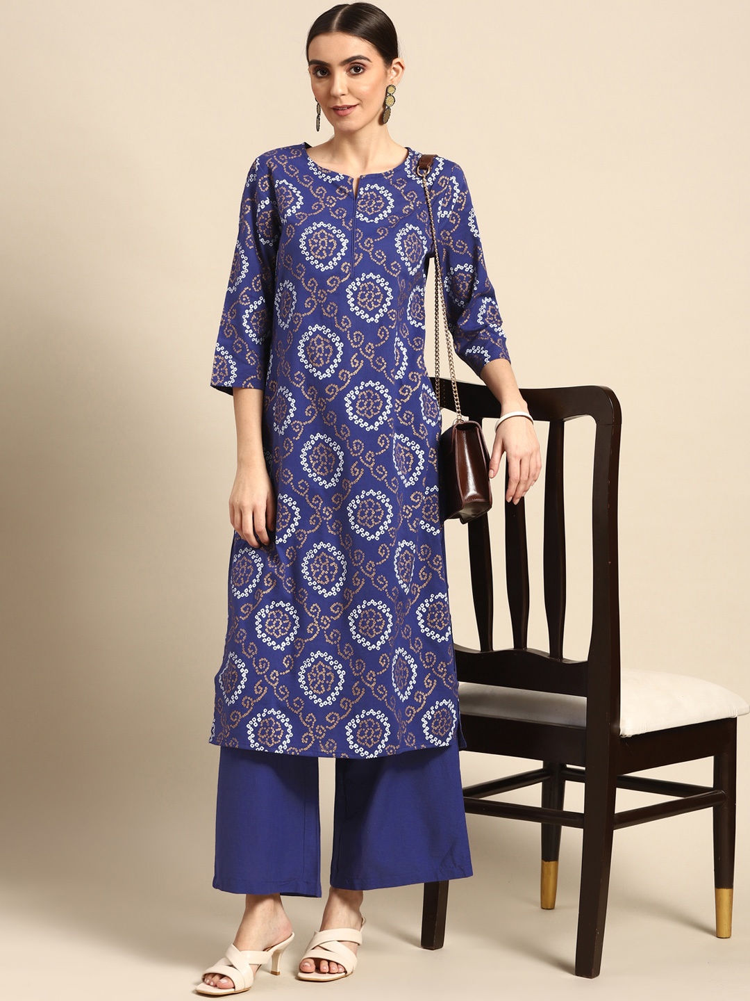 

Anouk Women Blue & White Ethnic Motifs Printed Pure Cotton Kurta with Trousers