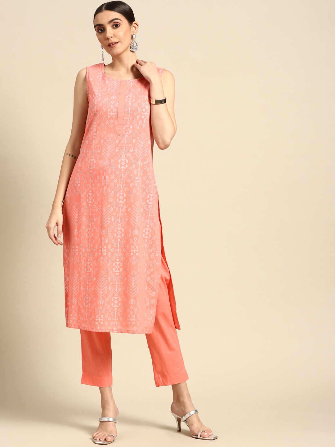 

Anouk Women Peach-Coloured & Grey Ethnic Motifs Printed Pure Cotton Kurta with Trousers