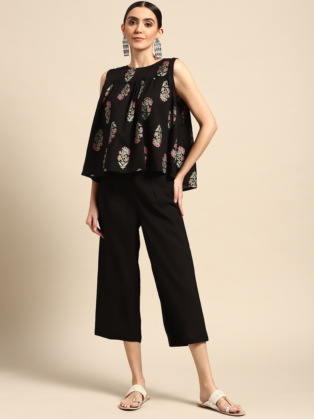 

Anouk Women Black & Green Ethnic Motifs Printed Pure Cotton Top with Solid Culottes