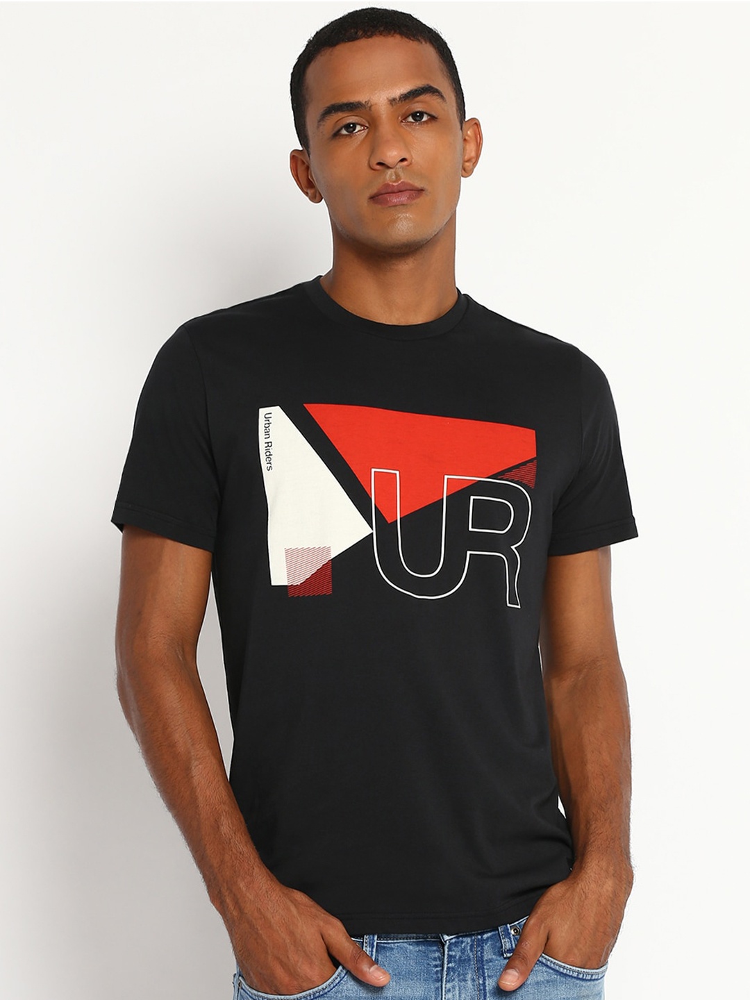 Lee Men Black Typography Printed Slim Fit Cotton T-shirt