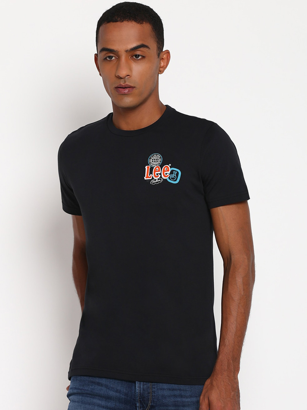 

Lee Men Black Slim Fit T-shirt