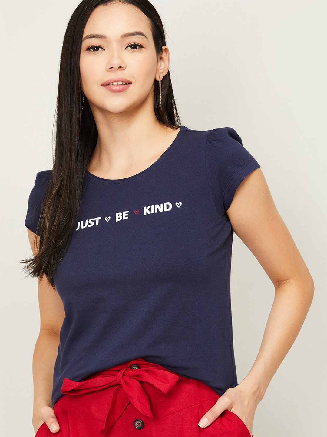 

Fame Forever by Lifestyle Navy Blue Print Top